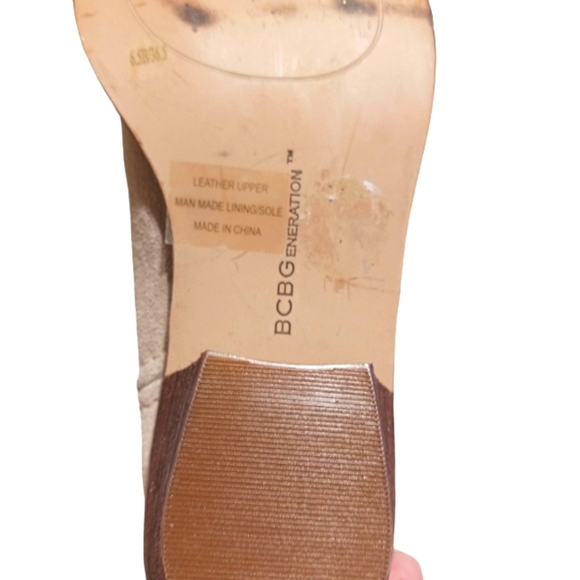 BCBG Suede Western Style Boots Cream/Taupe Cutout Cowboy Boots size 6.5 - Picture 10 of 11